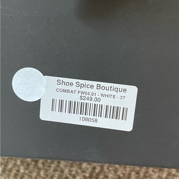 MOJA combat boots - Picture 6 of 7